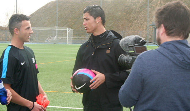 cristiano ronaldo konami pes 2013 daniel real total interview meet and greet