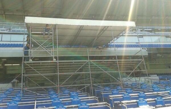 Die Bühne auf dem Palco de Honor wird bereits aufgebaut Die Bühne auf dem Palco de Honor wird bereits aufgebaut