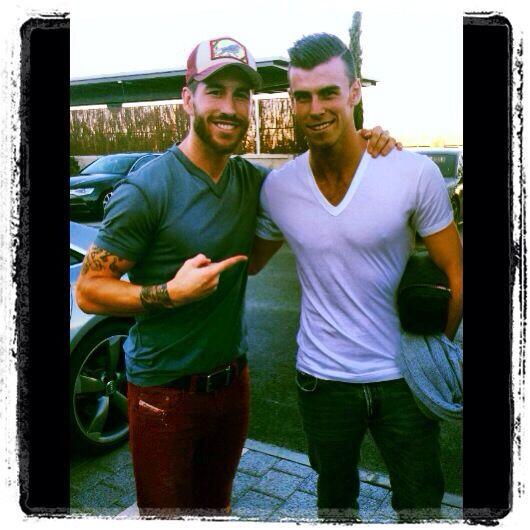 Sergio Ramos mit Gareth Bale auf Twitter Sergio Ramos mit Gareth Bale auf Twitter