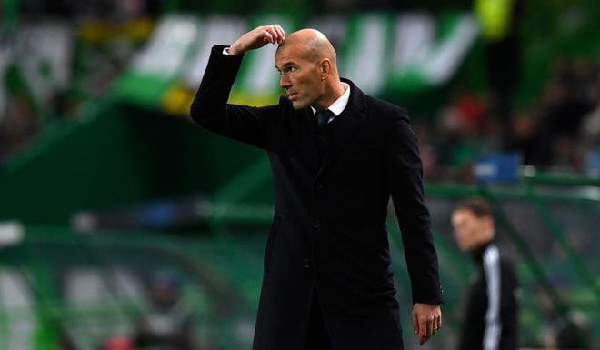 Real Madrid's French coach Zinedine Zidane gestures from the sideline during the UEFA Champions League football match Sporting CP vs Real Madrid CF at the Jose Alvalade stadium in Lisbon on November 22, 2016. / AFP / FRANCISCO LEONG (Photo credit should read FRANCISCO LEONG/AFP/Getty Images)