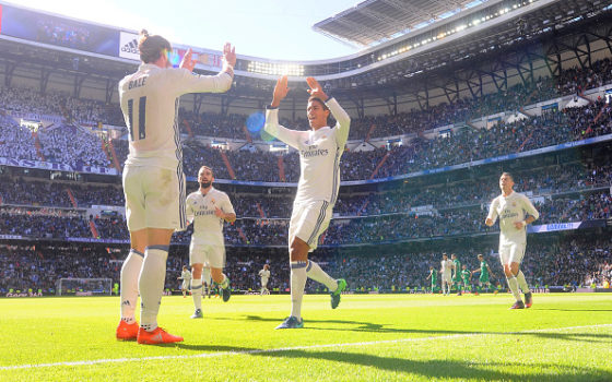 MADRID, SPAIN - NOVEMBER 06: Gareth Bale of Real Madrid celebrates with Rafael Varane after scoring his 2nd goal during the Liga match between Real Madrid CF and Leganes on November 6, 2016 in Madrid, Spain. (Photo by Denis Doyle/Getty Images)
