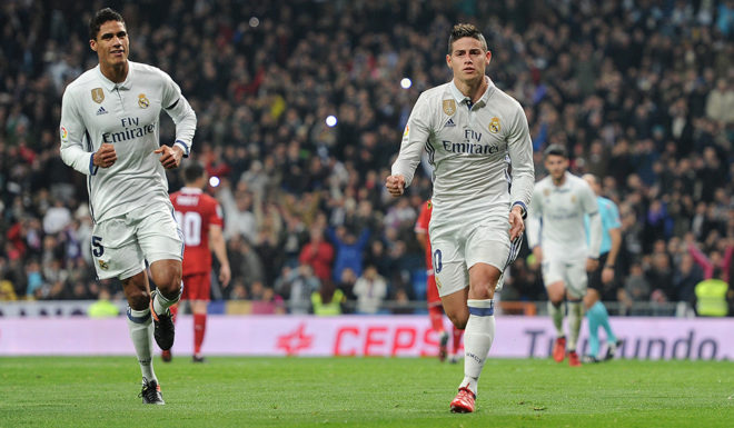 MADRID, SPAIN - JANUARY 04: James Rodriguez of Real Madrid celebrates after scoring Real's 3rd goal during the Copa del Rey Round of 16 First Leg match between Real Madrid and Sevilla at Bernabeu on January 4, 2017 in Madrid, Spain. (Photo by Denis Doyle/Getty Images)