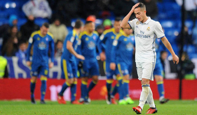 MADRID, SPAIN - JANUARY 18: Lucas Vazquez of Real Madrid reacts after Celta de Vigo scored their 2nd goal during the Copa del Rey Quarter Final, First Leg match between Real Madrid CF and Celta Vigo at Bernabeu on January 18, 2017 in Madrid, Spain. (Photo by Denis Doyle/Getty Images)