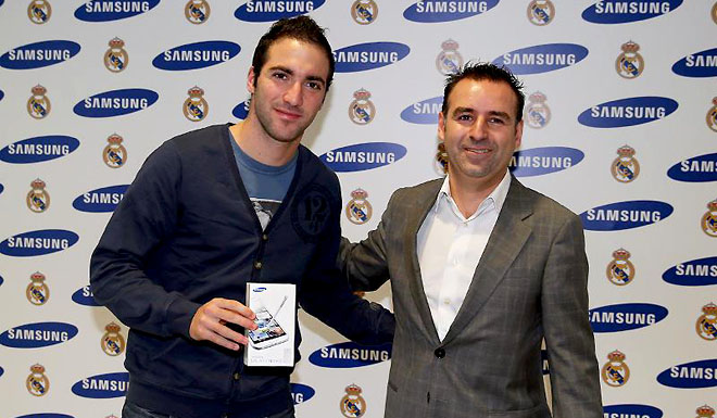 higuain samsung real madrid
