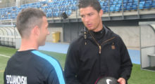 Für Daniel ging ein Traum in Erfüllung: Er traf sein Idol Cristiano Ronaldo und nutzte die Gelegenheiten, Fragen zu stellen, die sich andere REAL TOTAL-Leser im Vorfeld überlegten.