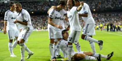 Real Madrid bejubelt den Siegtreffer durch Cristiano Ronaldo gegen Manchester City
