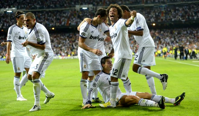 Real Madrid bejubelt den Siegtreffer durch Cristiano Ronaldo gegen Manchester City