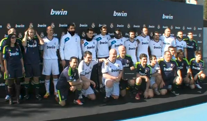 Jose Callejon, Antonio Adan, Alvaro Morata und Michael Essien trainieren mit 20 Gewinnern von BWIN