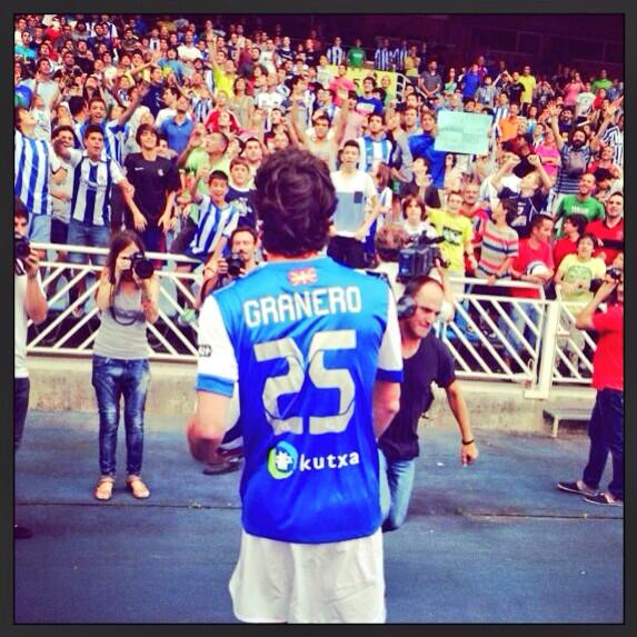 Xabi Alonso zeigt das erste Bild von Esteban Granero im Trikot von Real Sociedad