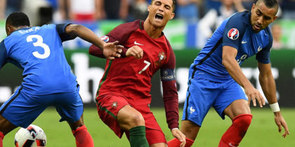 Cristiano Ronaldo Dimitri Payet Europameisterschaft 2016 Finale Portugal Frankreich