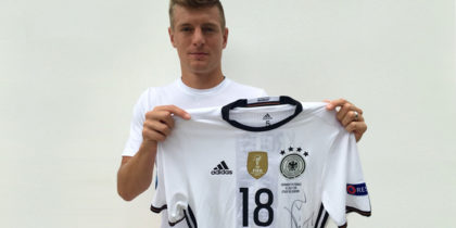 toni kroos stiftung trikot jersey euro united charity