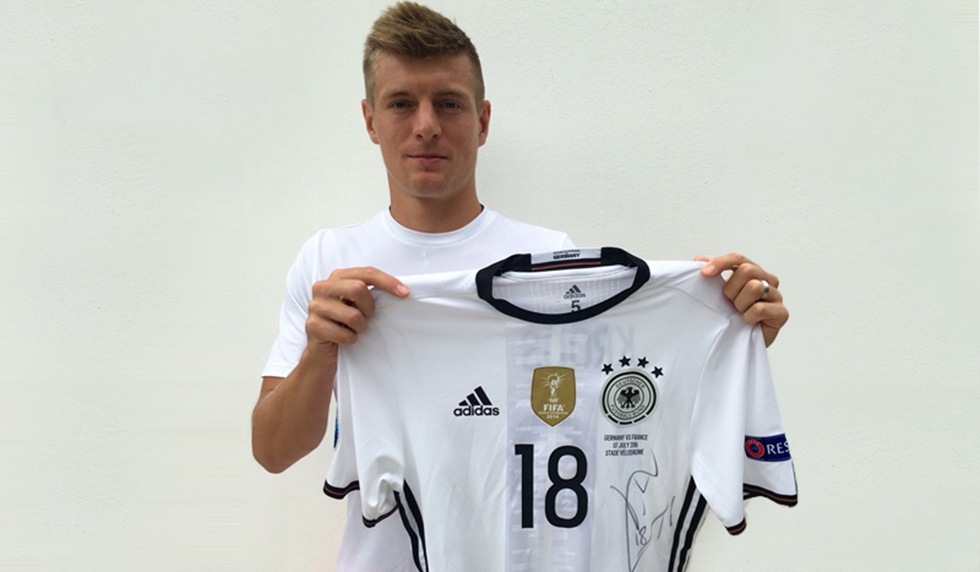toni kroos stiftung trikot jersey euro united charity