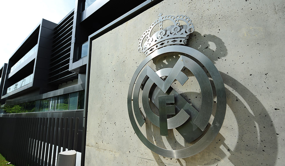 real madrid wappen logo valdebebas
