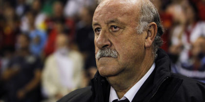 Spain's coach Vicente del Bosque looks on prior to the FIFA World Cup 2014 qualifying football match Spain vs Georgia at the Carlos del Monte stadium in Albacete on October 15, 2013. AFP PHOTO/ JOSE JORDAN (Photo credit should read JOSE JORDAN/AFP/Getty Images)