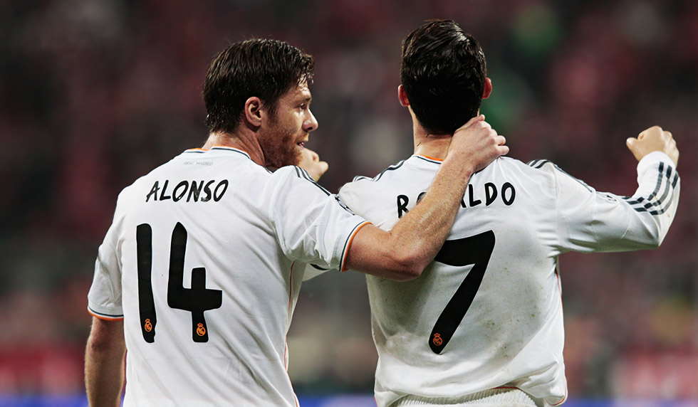 Xabi Alonso Cristiano Ronaldo