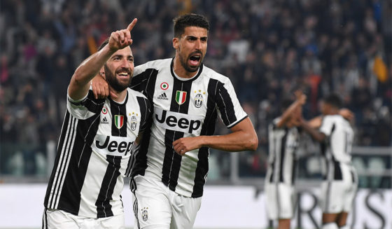 Gonzalo Higuain Sami Khedira