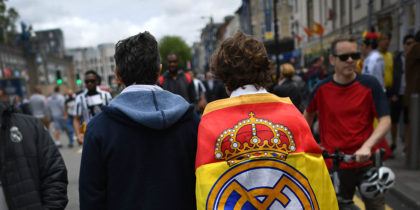 FBL-EUR-C1-JUVENTUS-REAL MADRID-FANS
