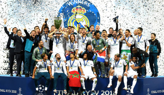 KIEV, UKRAINE - MAY 26: Nacho Fernandez of Real Madrid lifts The UEFA Champions League trophy following their side's victory in the UEFA Champions League Final between Real Madrid and Liverpool at NSC Olimpiyskiy Stadium on May 26, 2018 in Kiev, Ukraine. (Photo by David Ramos/Getty Images)