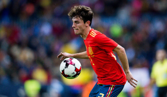 MALAGA, SPAIN - NOVEMBER 11: Alvaro Odriozola of Spain controls the ball during the international friendly match between Spain and Costa Rica at La Rosaleda Stadium on November 11, 2017 in Malaga, Spain. (Photo by Aitor Alcalde/Getty Images)