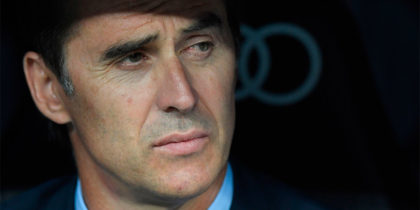 Real Madrid's Spanish coach Jolen Lopetegui attends the Santiago Bernabeu Trophy football match between Real Madrid and AC Milan in Madrid on August 11, 2018. (Photo by GABRIEL BOUYS / AFP) (Photo credit should read GABRIEL BOUYS/AFP/Getty Images)
