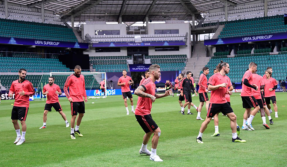 FBL-SUPERCUP-TRAINING-REALMADRID