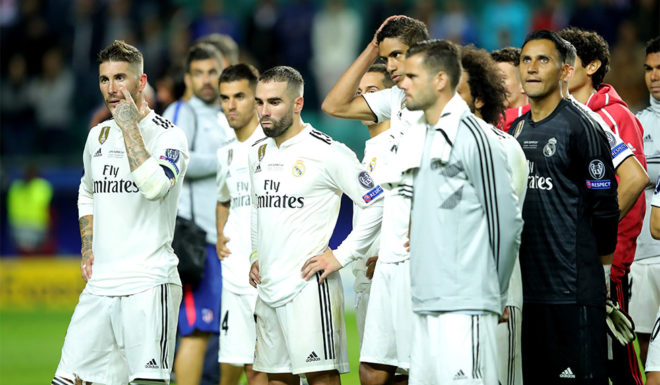 TALLINN, ESTONIA - AUGUST 15: Sergio Ramos of Real Madrid and teammates look dejected following defeat during the UEFA Super Cup between Real Madrid and Atletico Madrid at Lillekula Stadium on August 15, 2018 in Tallinn, Estonia. (Photo by Alexander Hassenstein/Getty Images)