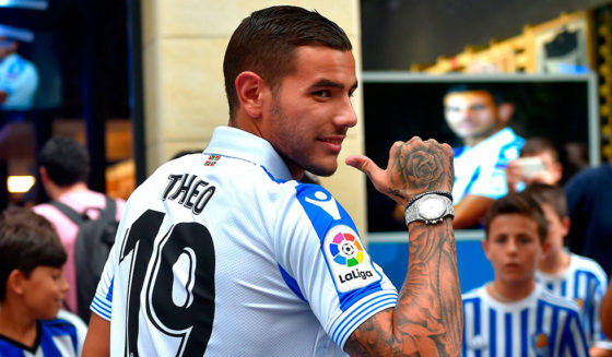 Real Sociedad's new French defender Theo Hernandez poses during his official presentation in the Spanish Basque city of San Sebastian on August 16, 2018. (Photo by ANDER GILLENEA / AFP) (Photo credit should read ANDER GILLENEA/AFP/Getty Images)