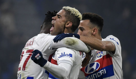 Lyon's Spanish forward Mariano Diaz (C) celebrates with teammates after scoring a goal during the French L1 football match Olympique Lyonnais (OL) vs Marseille (OM) at the Parc Olympique Lyonnais stadium in Decines-Charpieu, central-eastern France on December 17, 2017. / AFP PHOTO / JEFF PACHOUD (Photo credit should read JEFF PACHOUD/AFP/Getty Images)