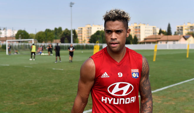Lyon's Caribean forward Mariano Diaz takes part in a training session at the Groupama OL training center in Decines-Charpieu near Lyon, central-eastern France, on August 6, 2018. (Photo by ROMAIN LAFABREGUE / AFP) (Photo credit should read ROMAIN LAFABREGUE/AFP/Getty Images)