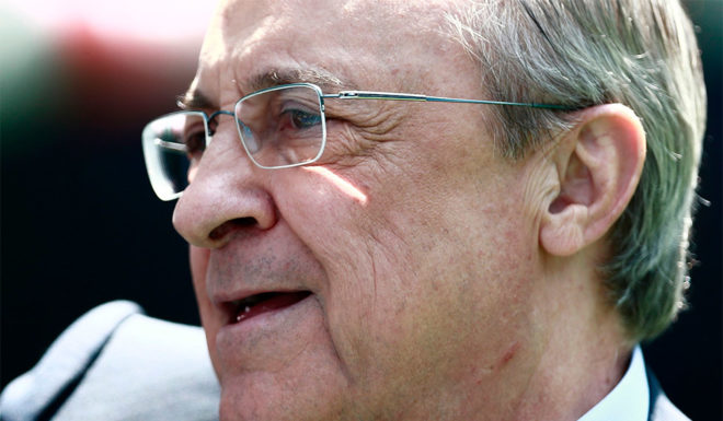 Real Madrid president Florentino Perez walks on the pitch during the official presentation of Real Madrid's Spanish-Dominican forward Mariano at the Santiago Bernabeu Stadium in Madrid on August 31, 2018. (Photo by BENJAMIN CREMEL / AFP) (Photo credit should read BENJAMIN CREMEL/AFP/Getty Images)