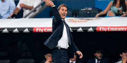 Real Madrid's Spanish coach Julen Lopetegui reacts during the Spanish league football match between Real Madrid CF and Club Deportivo Leganes SAD at the Santiago Bernabeu stadium in Madrid on September 1, 2018. (Photo by GABRIEL BOUYS / AFP) (Photo credit should read GABRIEL BOUYS/AFP/Getty Images)