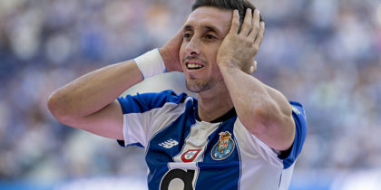 PORTO, PORTUGAL - JULY 28: Hector Herrera of FC Porto during the team presentation prior to the pre-season friendly match between FC Porto and Newcastle at Estádio do Drago on July 28, 2018 in Porto, Portugal. (Photo by Octavio Passos/Getty Images)