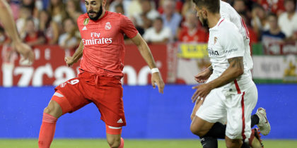 Real Madrid's French forward Karim Benzema controls the ball during the Spanish league football match Sevilla FC against Real Madrid CF at the Ramon Sanchez Pizjuan stadium in Seville on September 26, 2018. (Photo by CRISTINA QUICLER / AFP) (Photo credit should read CRISTINA QUICLER/AFP/Getty Images)