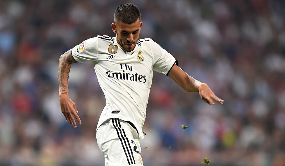 MADRID, SPAIN - SEPTEMBER 22: Daniel Ceballos of Real Madrid is tackled by Edinaldo Pereira Naldo of RCD Espanyolduring the La Liga match between Real Madrid CF and RCD Espanyol at Estadio Santiago Bernabeu on September 22, 2018 in Madrid, Spain. (Photo by Denis Doyle/Getty Images,)