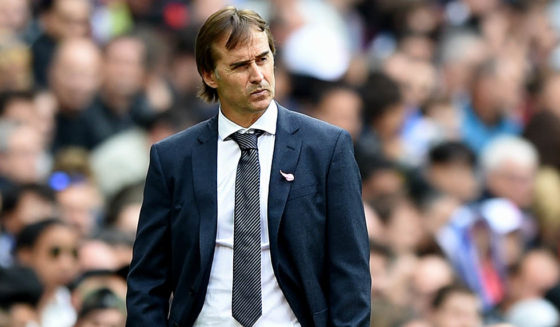 MADRID, SPAIN - OCTOBER 20: Julen Lopetegui, Manager of Real Madrid reacts during the La Liga match between Real Madrid CF and Levante UD at Estadio Santiago Bernabeu on October 20, 2018 in Madrid, Spain. (Photo by Denis Doyle/Getty Images)