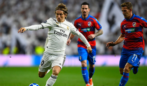 Real Madrid's Croatian midfielder Luka Modric controls the ball during the UEFA Champions League group G football match between Real Madrid CF and FC Viktoria Plzen at the Santiago Bernabeu stadium in Madrid on October 23, 2018. (Photo by GABRIEL BOUYS / AFP) (Photo credit should read GABRIEL BOUYS/AFP/Getty Images)