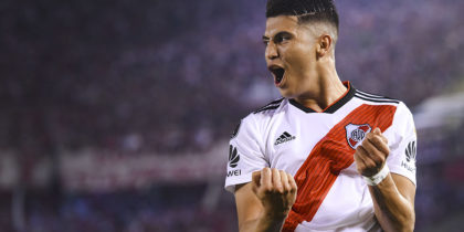 BUENOS AIRES, ARGENTINA - AUGUST 29: Exequiel Palacios of River Plate celebrates after scoring the second goal of his team during a round of sixteen second leg match between River Plate and Racing Club as part of Copa CONMEBOL Libertadores at Antonio Vespucio Liberti Stadium on August 29, 2018 in Buenos Aires, Argentina. (Photo by Marcelo Endelli/Getty Images)
