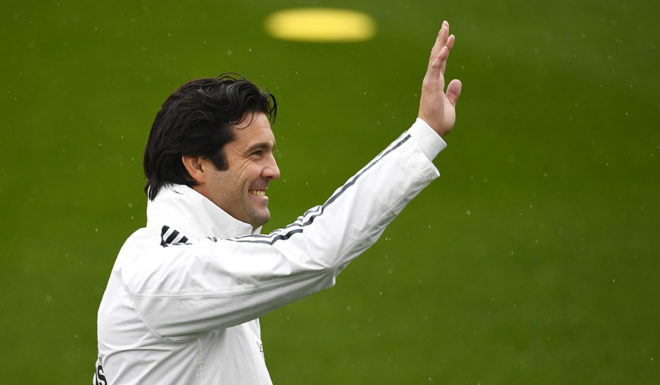 Temporary coach of Real Madrid CF, Argentinian former player Santiago Solari waves during a training session at the Ciudad Real Madrid training facilities in Madrid's suburb of Valdebebas, on October 30, 2018. - Santiago Solari has been put in temporary charge of Real Madrid after Julen Lopetegui was sacked on October 29, 2018. Solari was the coach of Madrid's B team, Castilla, and is now expected to take Madrid for their Copa del Rey game against Melilla tomorrow. (Photo by GABRIEL BOUYS / AFP) (Photo credit should read GABRIEL BOUYS/AFP/Getty Images)