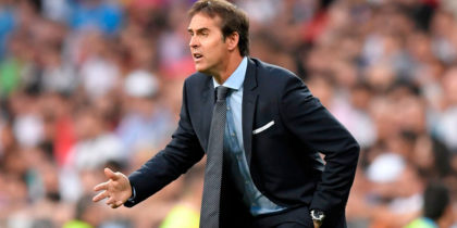 Real Madrid's Spanish coach Julen Lopetegui reacts during the Santiago Bernabeu Trophy football match between Real Madrid and AC Milan in Madrid on August 11, 2018. (Photo by GABRIEL BOUYS / AFP) (Photo credit should read GABRIEL BOUYS/AFP/Getty Images)