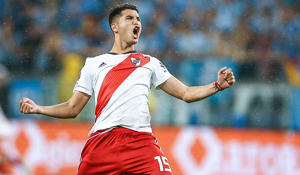 PORTO ALEGRE, BRAZIL - OCTOBER 30: Exequiel Palacios of River Plate celebrates the first goal of his team scored by Rafael Santos Borre (not in frame) during the match against Gremio as part of Copa Conmebol Libertadores 2018 at Arena do Gremio on October 30, 2018, in Porto Alegre, Brazil. (Photo by Lucas Uebel/Getty Images)