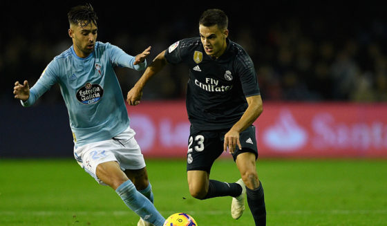 VIGO, SPAIN - NOVEMBER 11: Hugo Mallo of Celta de Vigo competes for the ball with Sergio Reguilon of Real Madrid during the La Liga match between RC Celta de Vigo and Real Madrid CF at Abanca-Balaidos on November 11, 2018 in Vigo, Spain. (Photo by Octavio Passos/Getty Images)