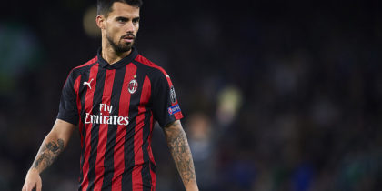 SEVILLE, SPAIN - NOVEMBER 08: Suso of AC Milan looks on during the UEFA Europa League Group F match between Real Betis and AC Milan at Estadio Benito Villamarin on November 8, 2018 in Seville, Spain. (Photo by Aitor Alcalde/Getty Images)