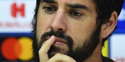 Real Madrid's Spanish midfielder Isco gives a press conference at the Valdebebas training ground in Madrid on October 22, 2018 on the eve of the UEFA Champions' League football match Real Madrid CF against FC Viktoria Plzen. (Photo by GABRIEL BOUYS / AFP) (Photo credit should read GABRIEL BOUYS/AFP/Getty Images)