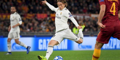 Real Madrid's Croatian midfielder Luka Modric shoots on goal during the UEFA Champions League group G football match AS Rome vs Real Madrid on November 27, 2018 at the Olympic stadium in Rome. (Photo by Tiziana FABI / AFP) (Photo credit should read TIZIANA FABI/AFP/Getty Images)