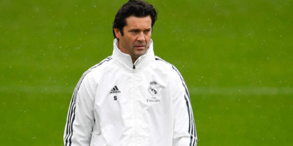 TOPSHOT - Temporary coach of Real Madrid CF, Argentinian former player Santiago Solari, attends a training session at the Ciudad Real Madrid training facilities in Madrid's suburb of Valdebebas, on October 30, 2018. - Santiago Solari has been put in temporary charge of Real Madrid after Julen Lopetegui was sacked on October 29, 2018. Solari was the coach of Madrid's B team, Castilla, and is now expected to take Madrid for their Copa del Rey game against Melilla tomorrow. (Photo by GABRIEL BOUYS / AFP) (Photo credit should read GABRIEL BOUYS/AFP/Getty Images)