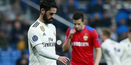 MADRID, SPAIN - DECEMBER 12: Isco of Real Madrid reacts during the UEFA Champions League Group G match between Real Madrid and CSKA Moscow at Bernabeu on December 12, 2018 in Madrid, Spain. (Photo by Gonzalo Arroyo Moreno/Getty Images)
