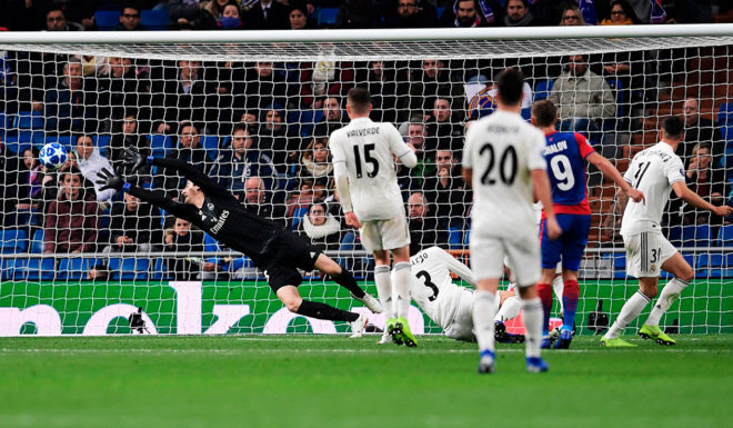 CSKA Moscow's Russian forward Fedor Chalov (2R) shoots to score a goal during the UEFA Champions League group G football match between Real Madrid CF and CSKA Moscow at the Santiago Bernabeu stadium in Madrid on December 12, 2018. (Photo by JAVIER SORIANO / AFP) (Photo credit should read JAVIER SORIANO/AFP/Getty Images)