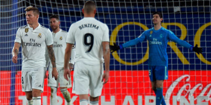 Real Madrid players react to Villarreal's equalizer during the Spanish League football match between Villarreal CF and Real Madrid CF at La Ceramica stadium in Vila-real on January 3, 2019. (Photo by JOSE JORDAN / AFP) (Photo credit should read JOSE JORDAN/AFP/Getty Images)