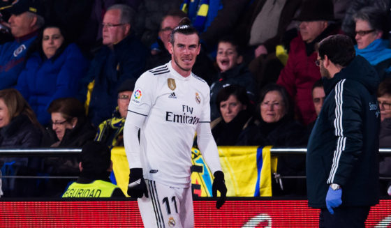 VILLAREAL, SPAIN - JANUARY 03: Gareth Bale of Real Madrid CF reacts as he need medical assistance during the La Liga match between Villarreal CF and Real Madrid CF at Estadio de la Ceramica on January 03, 2019 in Villarreal, Spain. (Photo by Alex Caparros/Getty Images)