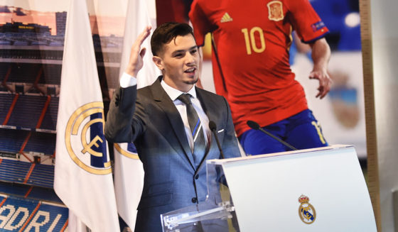 MADRID, SPAIN - JANUARY 07: Brahim Diaz controls the ball during his presentation to members of the press after signing for Real Madrid at estadio Santiago Bernabeu on January 07, 2019 in Madrid, Spain. (Photo by Denis Doyle/Getty Images)